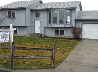 5904 N Canal Rd, Newman Lake, WA 99025