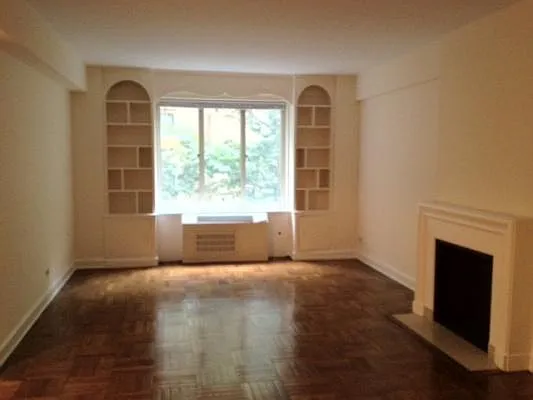 Rented by essential NEW YORK Real Estate | media 25