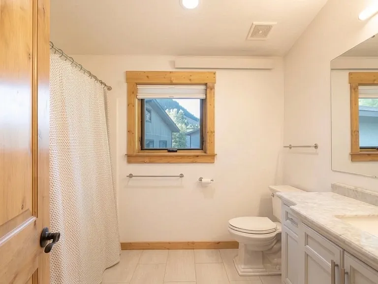 265 Crabtree Ln #3 — Photo 13