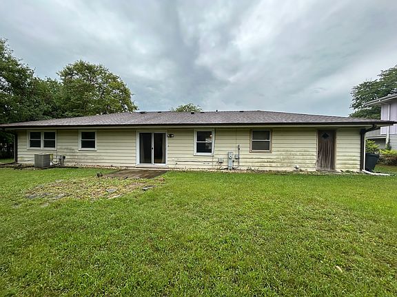 4th image of 4108 Sumter Dr