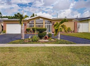 9611 NW 21st Mnr, Sunrise, FL 33322