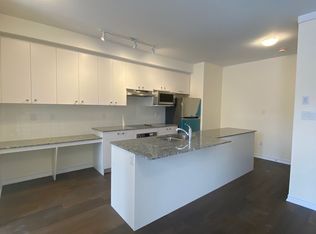 9 A Clintwood Gate, Toronto, ON M3A0A8