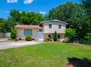 2413 Kennington Rd, Raleigh, NC 27610