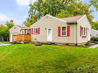 206 Barmont Dr, Rochester, NY 14626