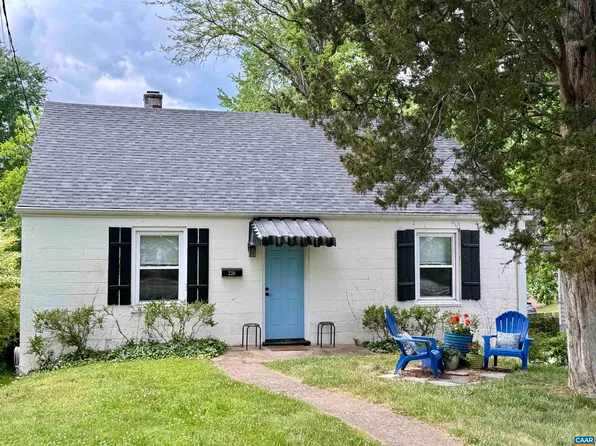 239 Shamrock Rd, Charlottesville, VA 22903