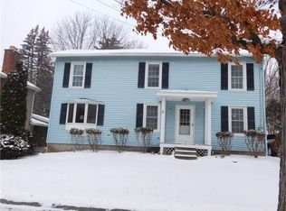 23 Lyon St, Naples, NY 14512