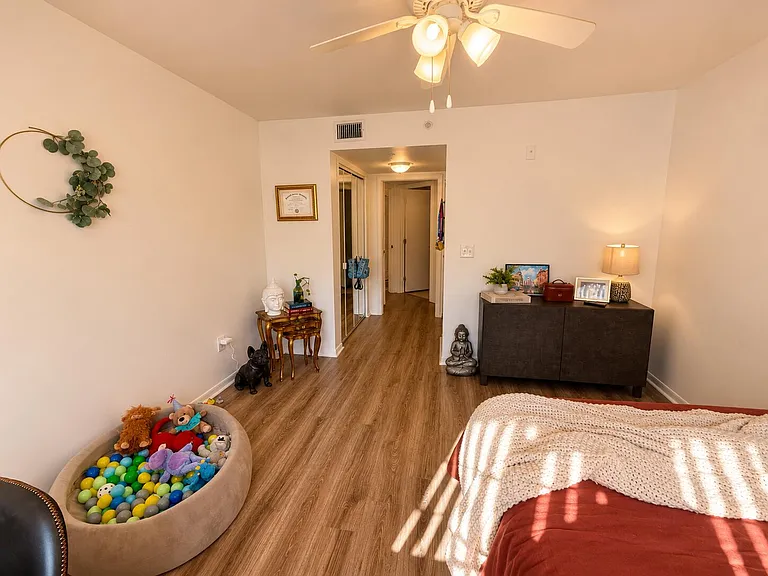600 Crestwood Ct N #617 — Photo 9