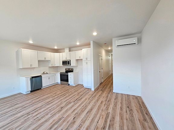 2nd image of 1250 Baxter Rd SE #1276