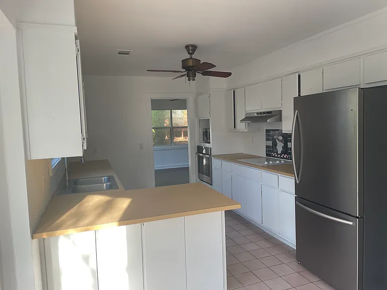 5132 Winterberry Dr — Photo 10