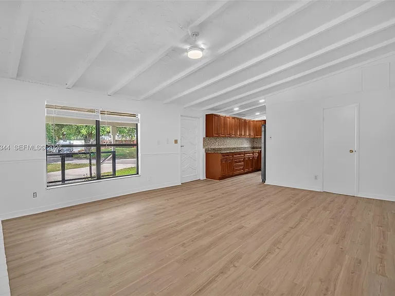 5096 SW 28th Ter — Photo 14