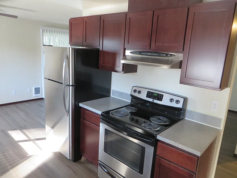 Parkview Apartments — Photo 1