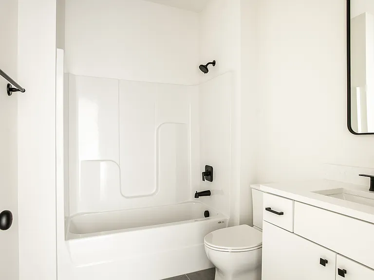 109 Stringer St #101 — Photo 10