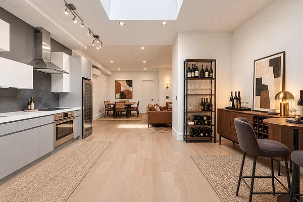 Kitchen, photo 1