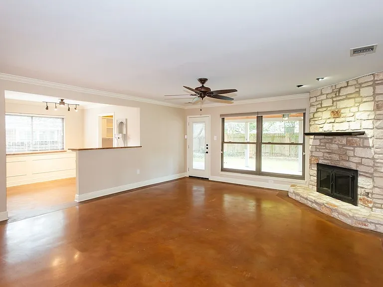 4607 Bridlewood Dr — Photo 7