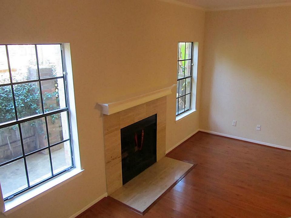 1st image of 9800 Pagewood Ln APT 2206