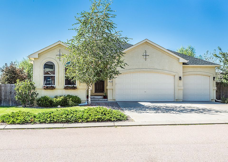 1st image of 7421 Amberly Dr