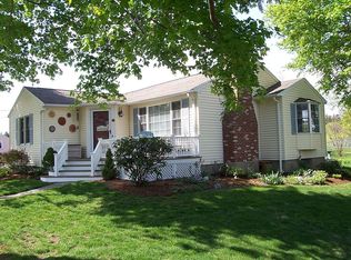 72 Warwick Ave, Waltham, MA 02452
