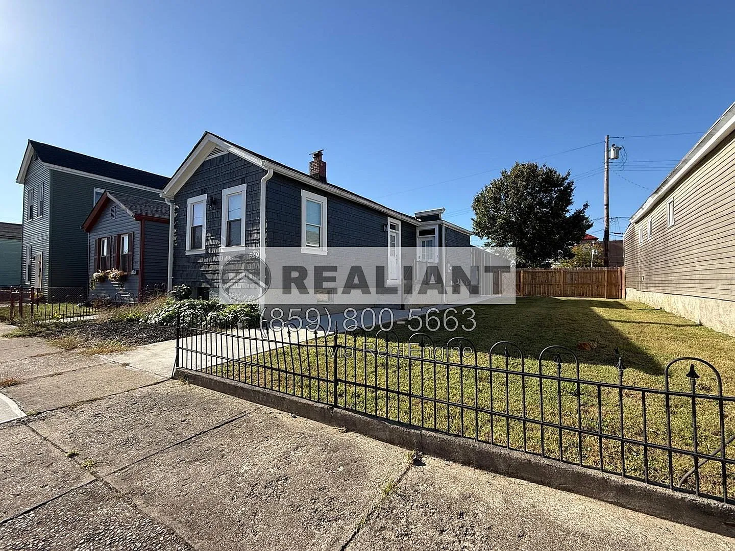 1 bed, 1.0 bath, $1,700 — Photo 2
