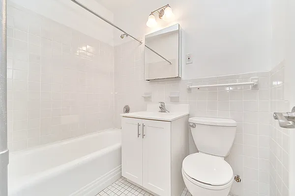 Rented by Living New York | media 7