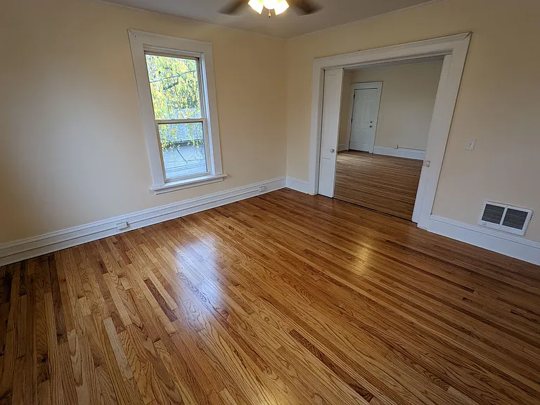 26 Hampden St — Photo 11