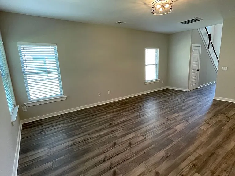 269 Shiloh Creek Dr — Photo 9