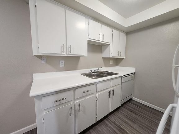 3rd image of 2330 W Lone Cactus Dr APT 201