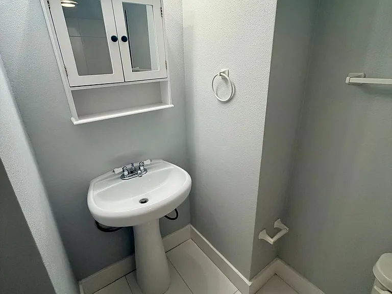 1035 Colorado Blvd #301 — Photo 7