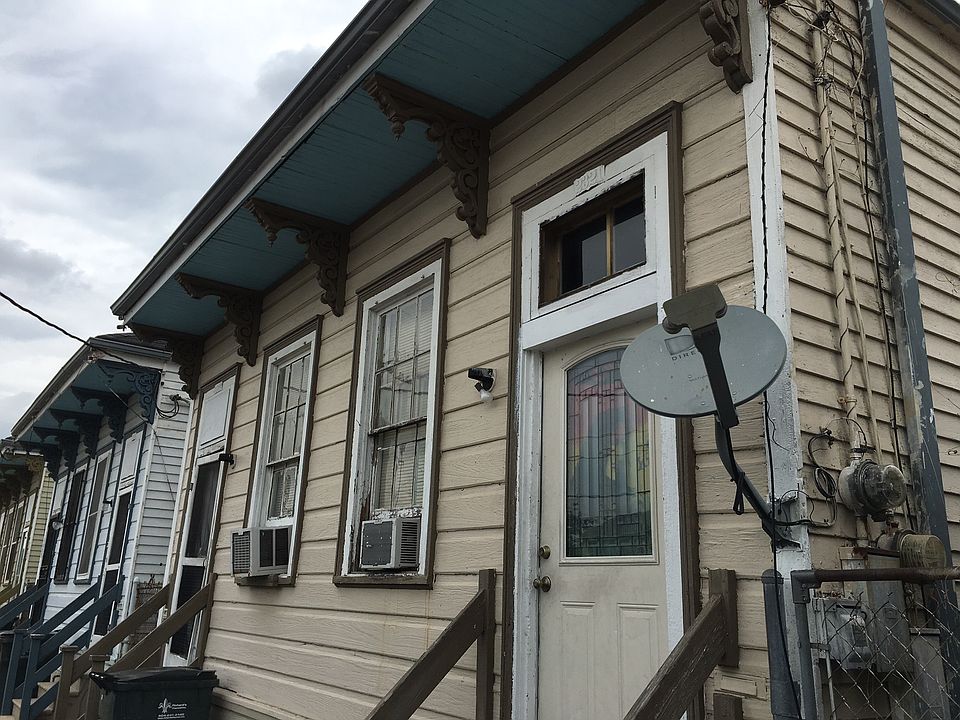 2nd image of 2321-23 6th St