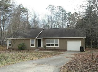 2504 Patty Ln, Pfafftown, NC 27040