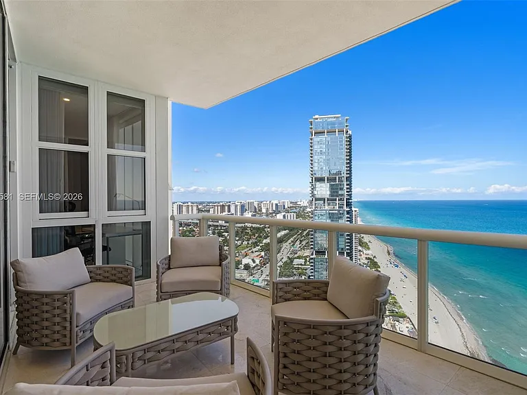 18201 Collins Ave #4606 — Photo 29