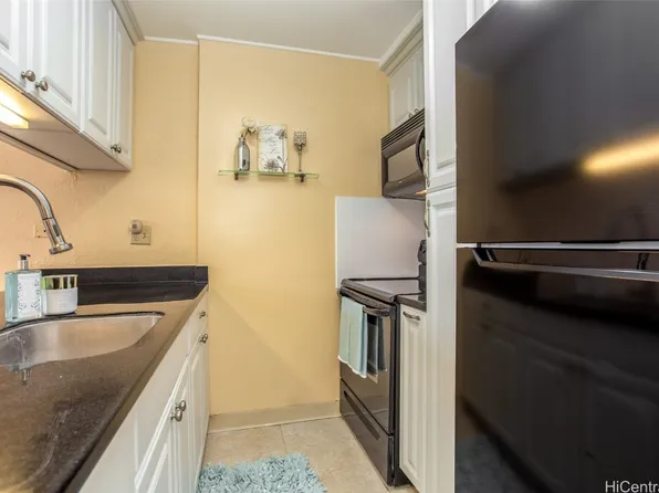 98-450 Koauka Loop APT 210, Aiea, HI 96701