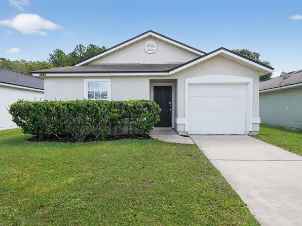 1823 Pineta Cove Dr, Middleburg, FL 32068