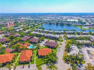10484 NW 8th St #202, Pembroke Pines, FL 33026