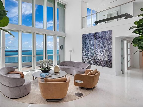 3rd image of 1643 Brickell Ave #Penthouse 1