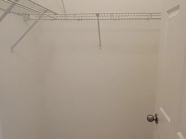 4446 Putnam Ave — Photo 16