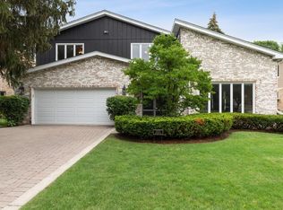 1023 Terrace Ln, Glenview, IL 60025