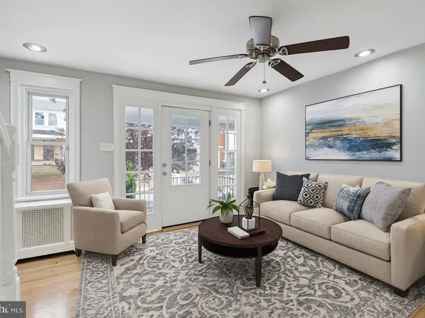 7712 Temple Rd, Philadelphia, PA 19150