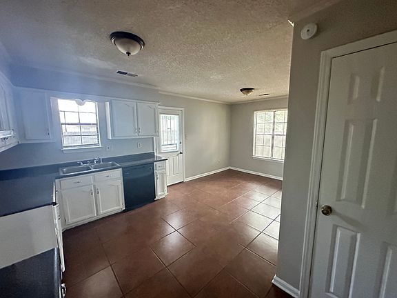 5th image of 4436 Valleydale Cv