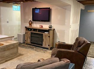 756 8th Ave, Grafton, WI 53024