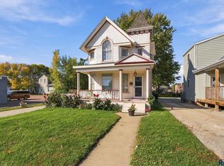223 S Prairie Ave, Sioux Falls, SD 57104