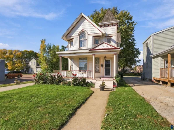 223 S Prairie Ave, Sioux Falls, SD 57104