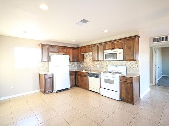 4th image of 2831 W Turney Ave
