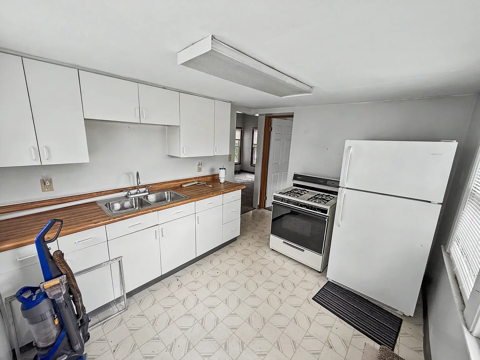2 bed, 808 sqft, $950 — Photo 4