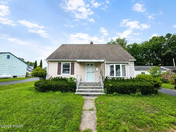 306 Avenue O, Matamoras, PA 18336