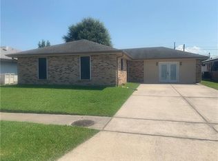 133 Firethorn Dr, Gretna, LA 70056