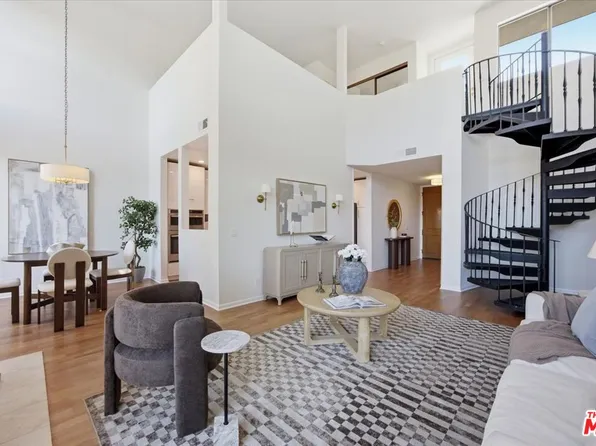 1271 Granville Ave APT 402, Los Angeles, CA 90025