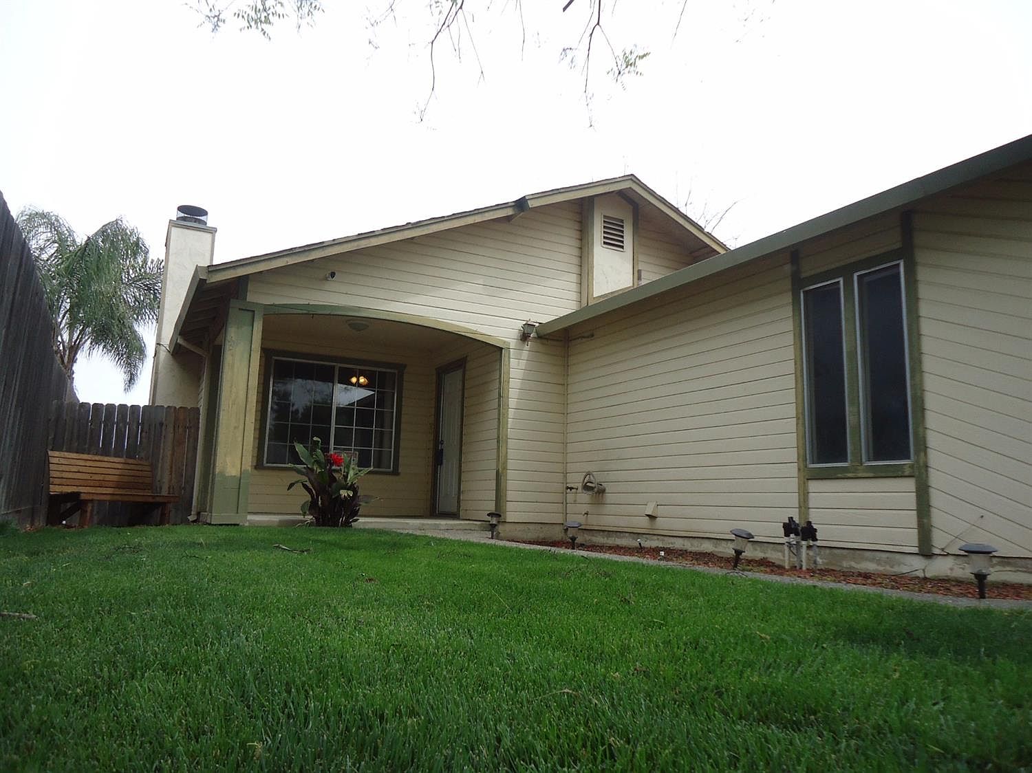 1221 Roosevelt St, Kingsburg, CA 93631 Zillow