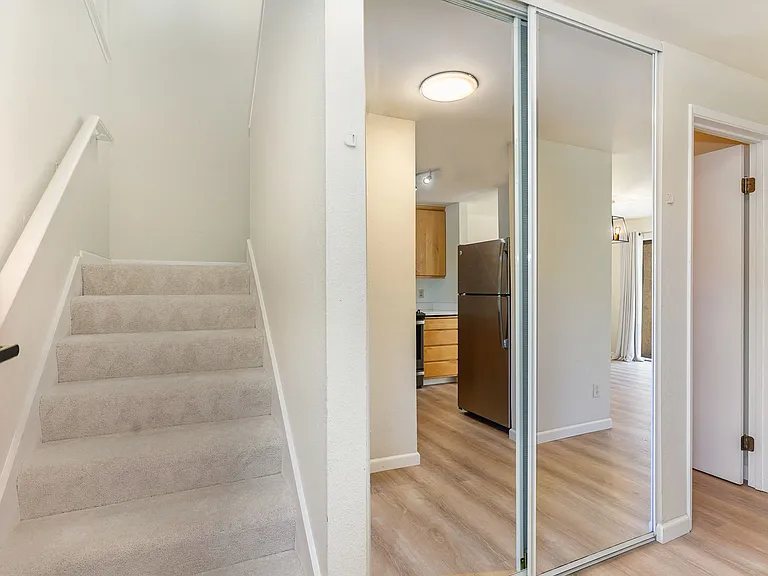 10017 NE 138th Pl #B4 — Photo 4
