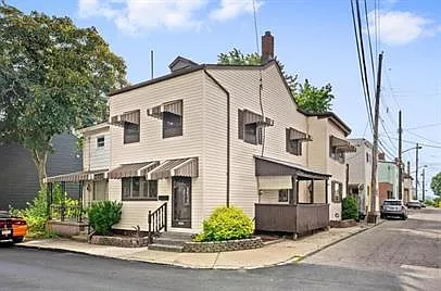 2101 Lowrie St photo 1
