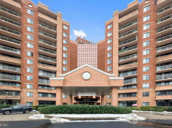 2230 George C Marshall Dr APT 1223, Falls Church, VA 22043